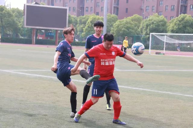 英联杯曼城黑旋风驰骋 数据:纽卡鏖战难取胜